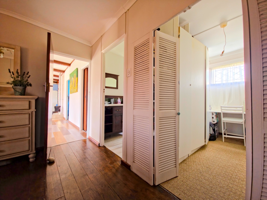 4 Bedroom Property for Sale in Fisherhaven Western Cape